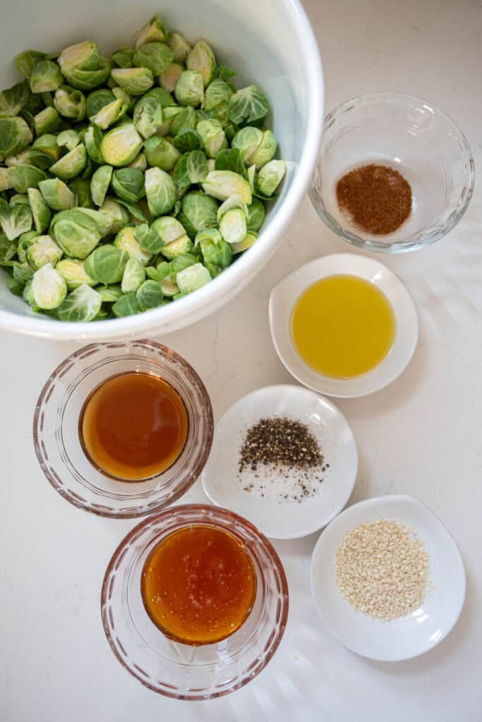 Spicy roasted brussels sprouts ingredients.