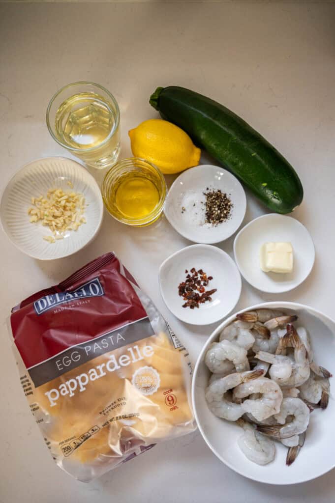 pappardelle with zucchini and shrimp ingredients.