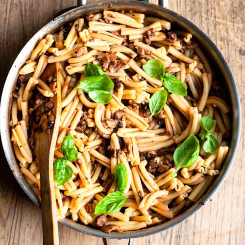 Mushroom Bolognese with Basill