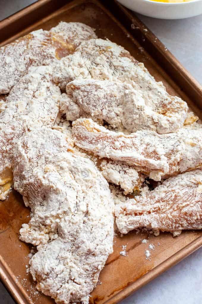 chicken in flour.