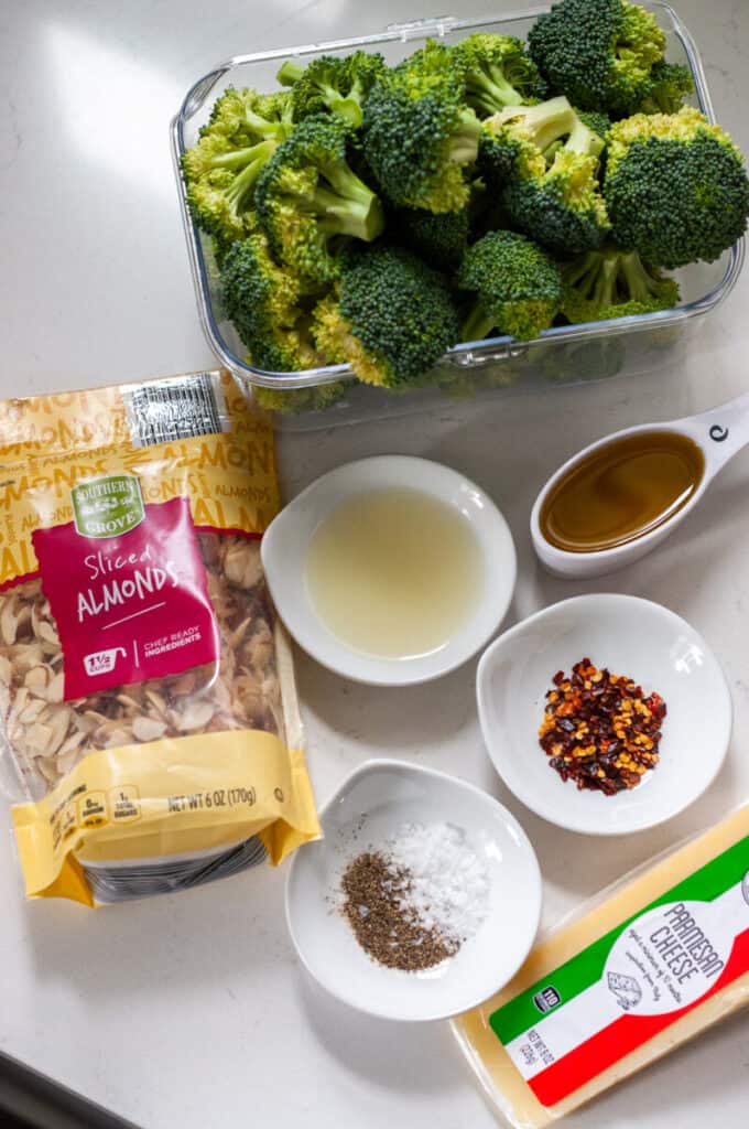 Easy Tuscan Roasted Broccoli ingredients