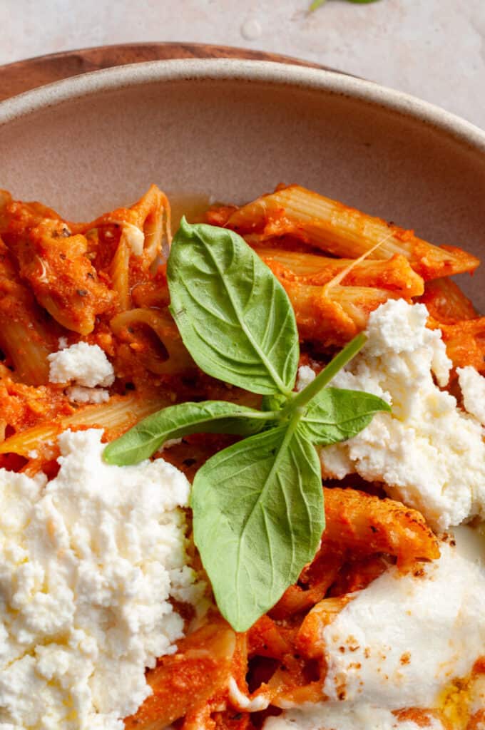 pasta with ricotta and basil