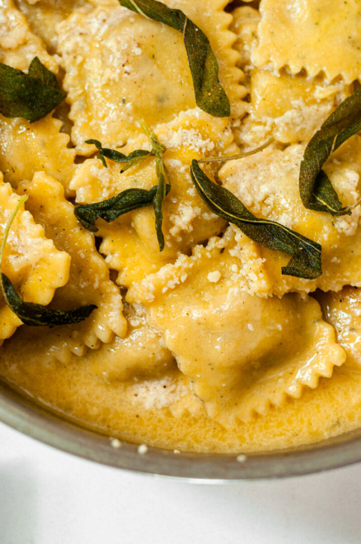 Brown Butter Sage Butternut Squash Ravioli Sauce (Easy 20-Minute Recipe)