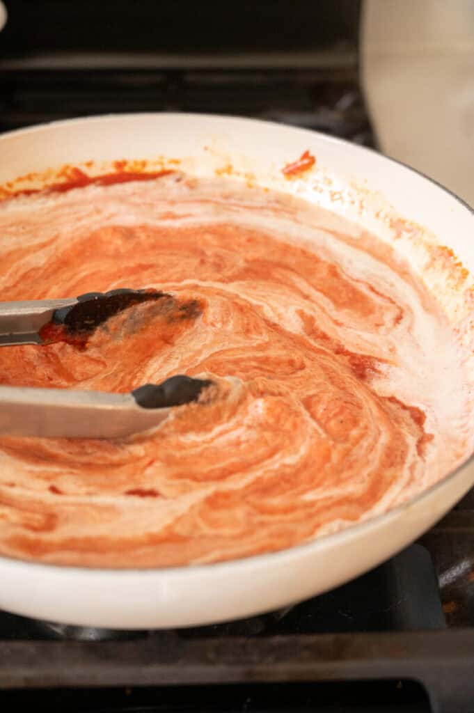 tomato sauce with cream.
