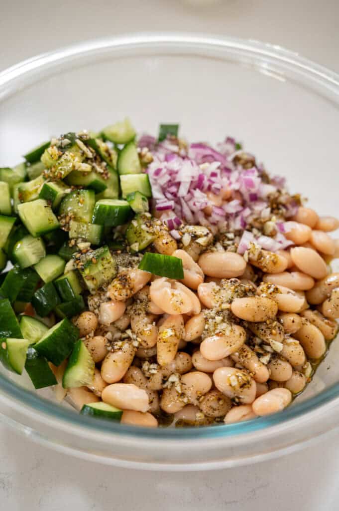 za'atar and lemon cannellini bean salad.