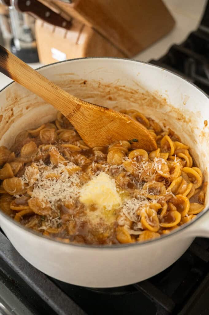 one pot French onion pasta with butter.