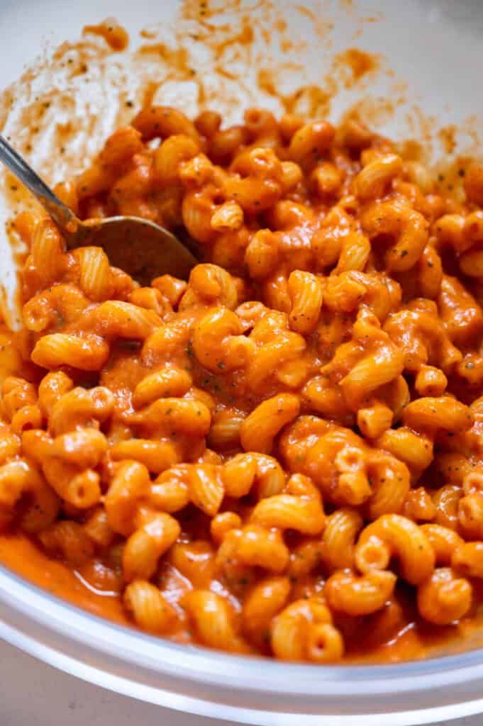 veggie pasta sauce tossed with pasta.